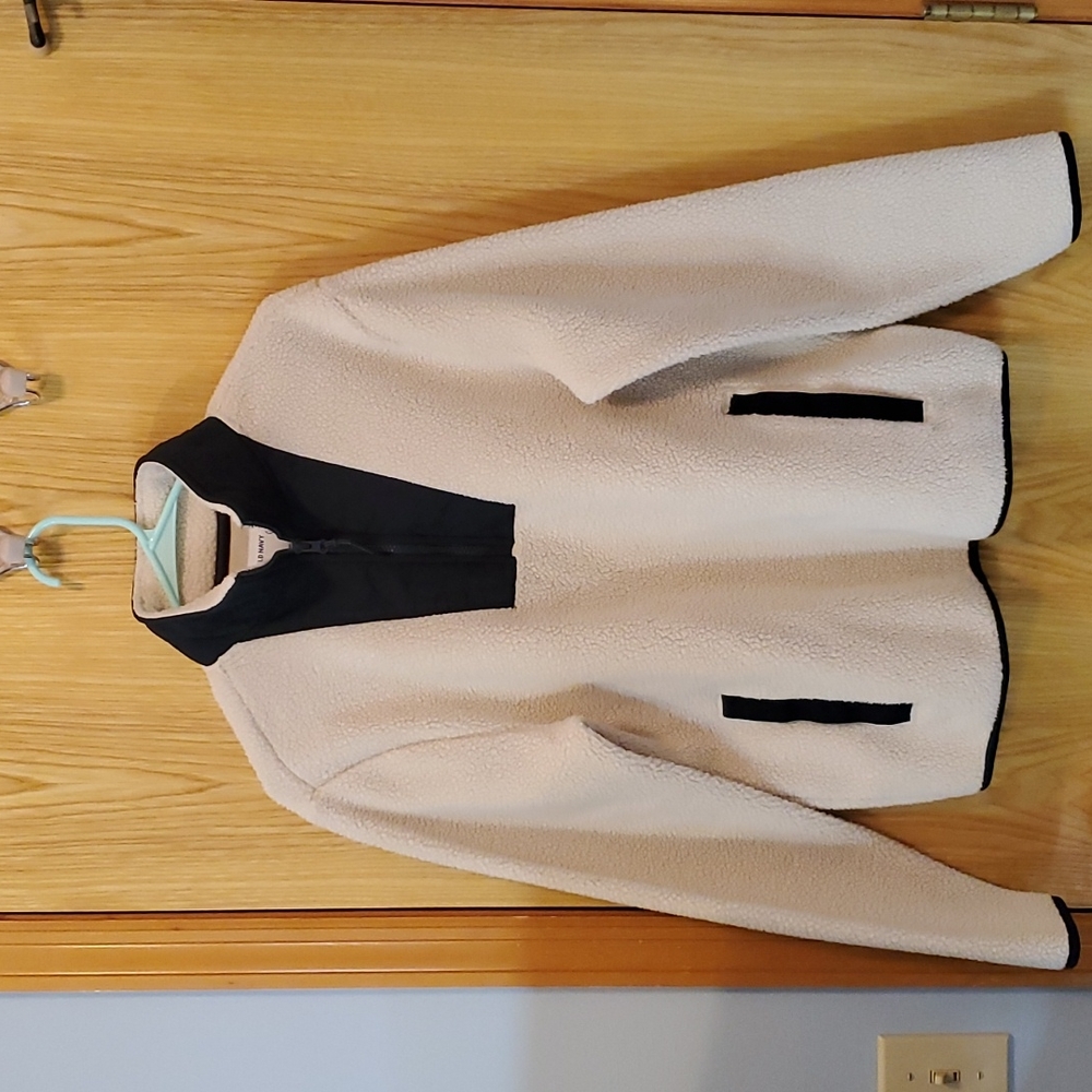 NWOT Old Navy gender neutral sherpa quarter zip pullover